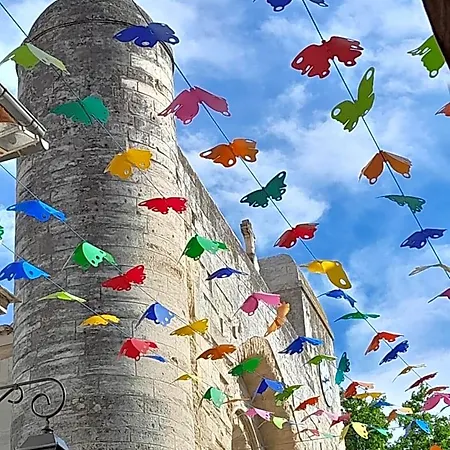 Le Petit Patio Alojamento de Acomodação e Pequeno-almoço Aigues-Mortes
